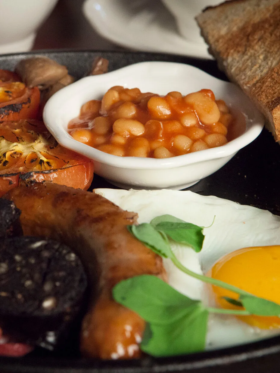 A picture of our best welsh breakfast near Llangollen, Wrexham and Chester